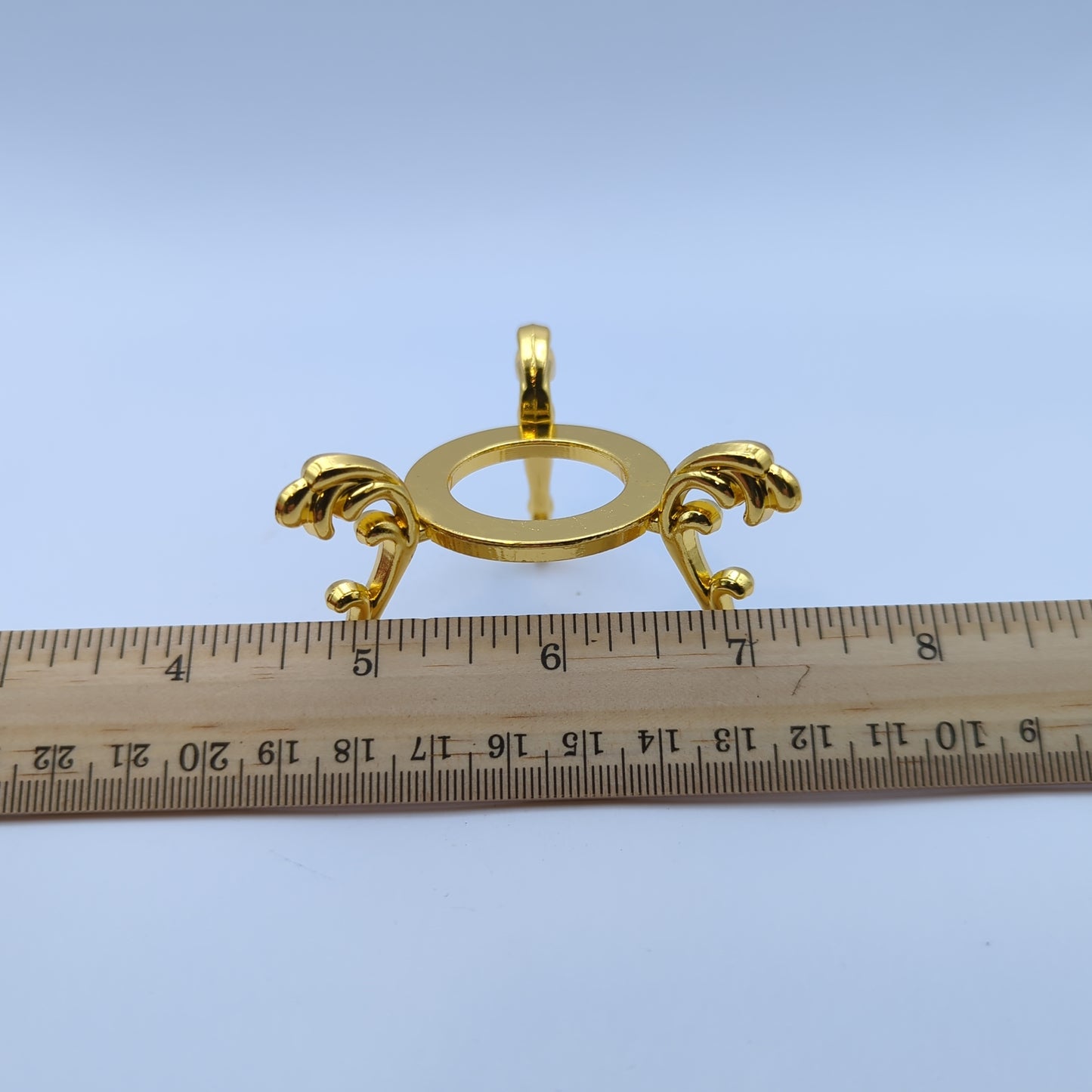 New! Lg. Sphere Stand (Gold)